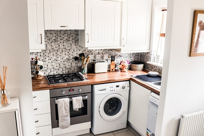 40 Cozy Small Apartment Kitchen Design Ideas
