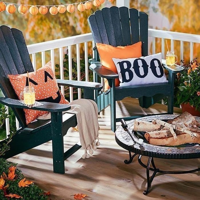 Halloween Themed Decor